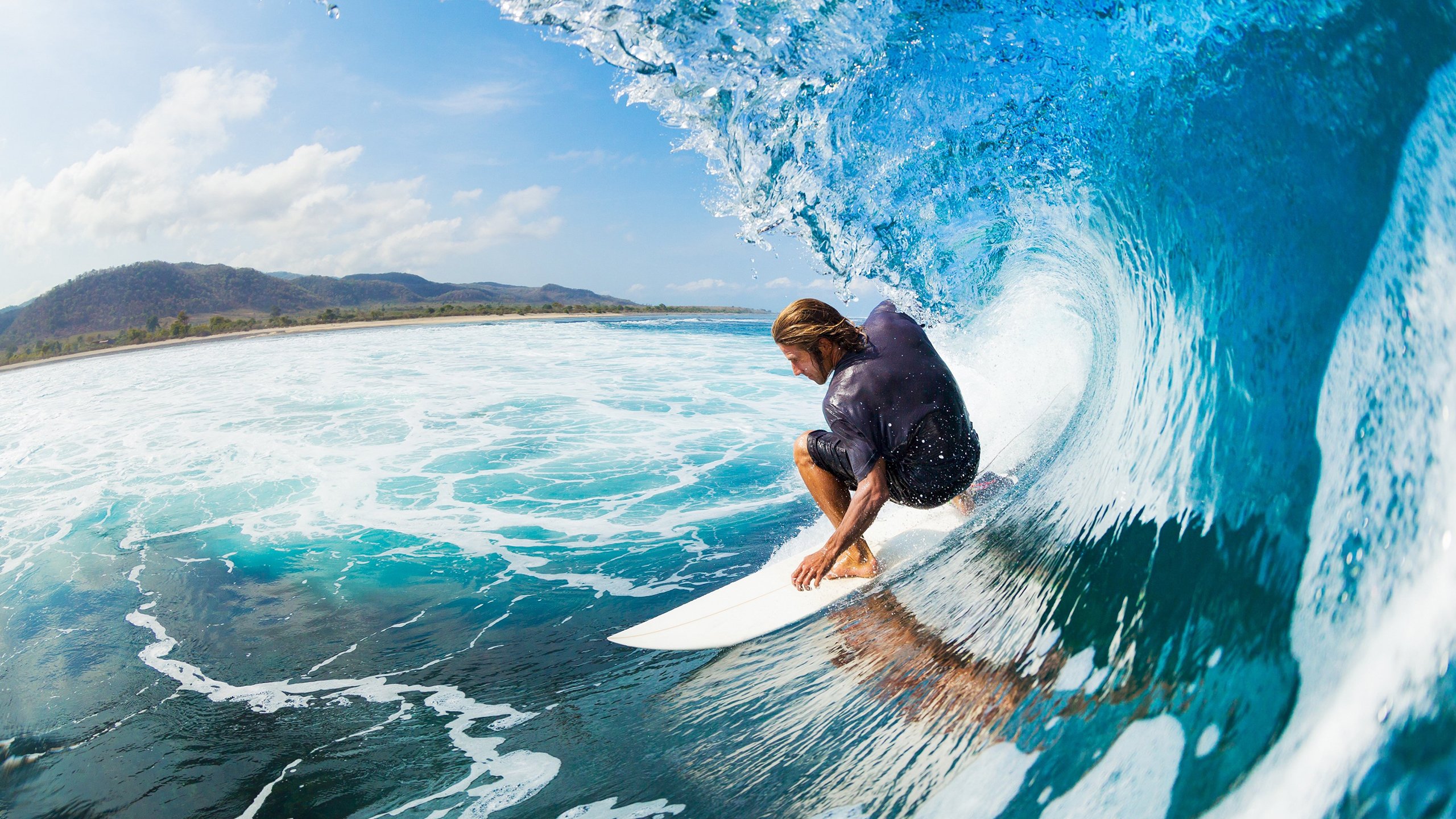 当灯光灼烧地板，西亚卡姆与他的大场面炼金术