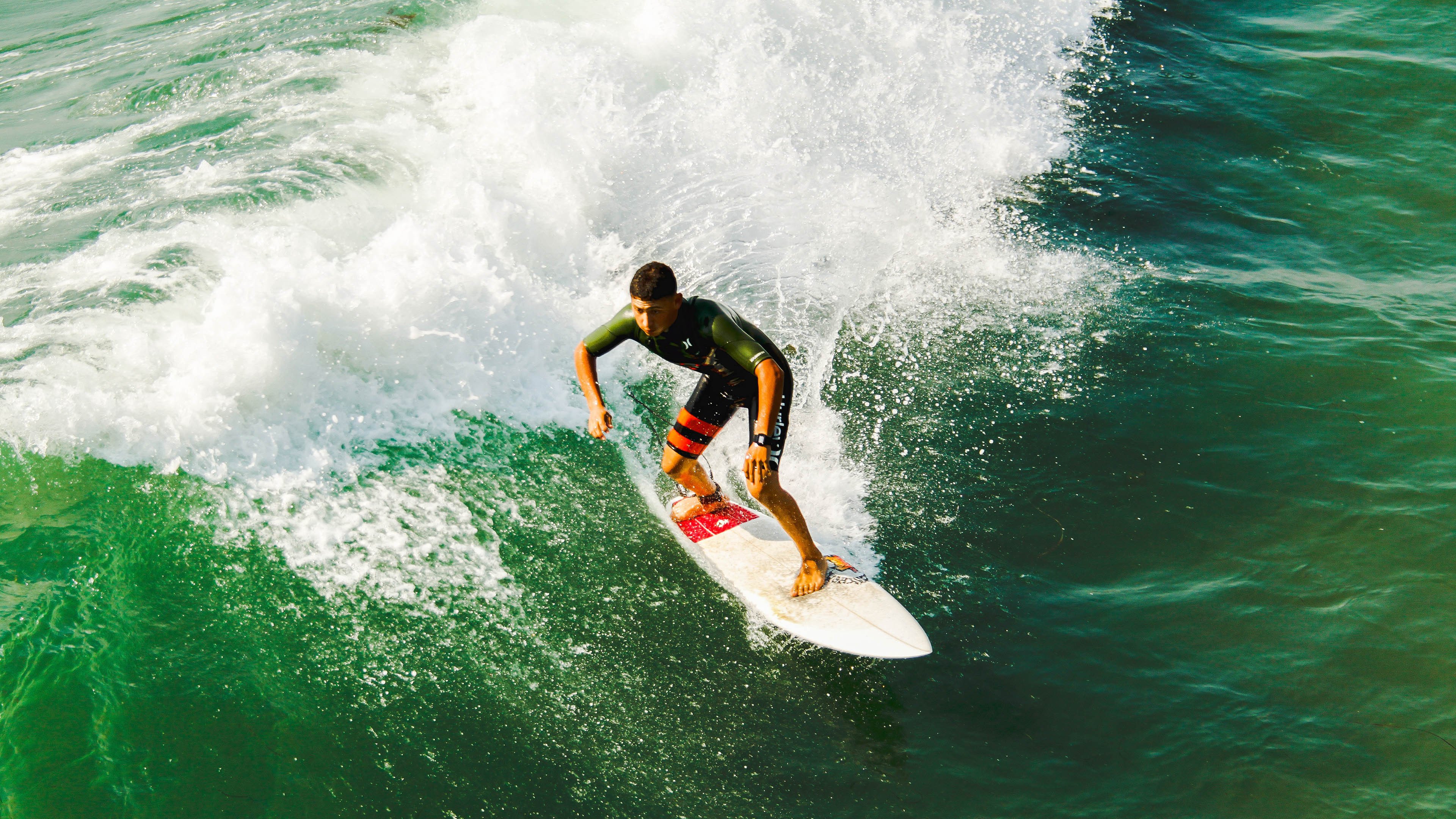 萨卡爆发引领洪都拉斯狂胜哥伦比亚,一场颠覆预期的足球启示录